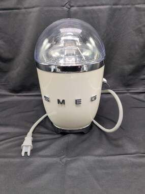 SMEG Citrus Juicer Electric Citrus Press Cream Retro Kitchen Manual New NIB